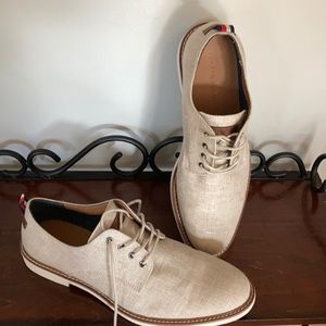 Tommy Hilfiger Canvas Dress Shoe